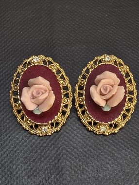 Vintage Rose Clip Earrings Gold Tone Cottagecore Victorian Style